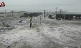 海啸视频,海啸震撼瞬间纪实