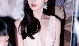 美女露奶视频,意外曝光！美女露奶视频引发热议